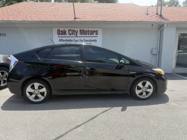 2013 Toyota Prius Image 4
