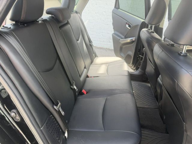 2013 Toyota Prius Image 11
