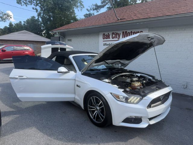 2017 Ford Mustang Image 8