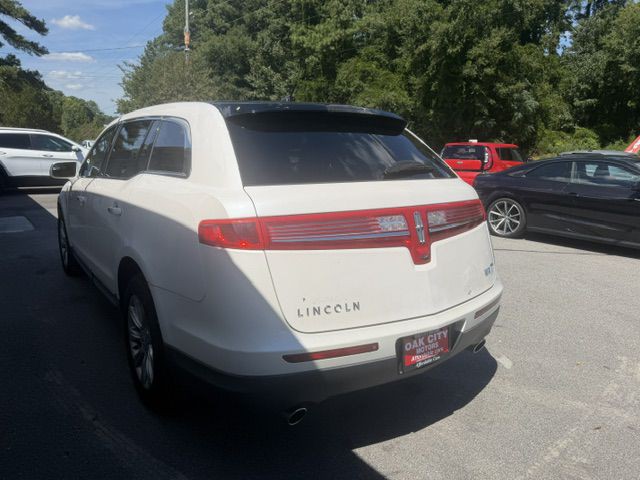 2013 Lincoln MKT Image 7