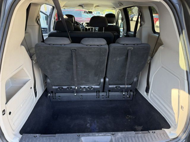 2010 Dodge Grand Caravan Image 13