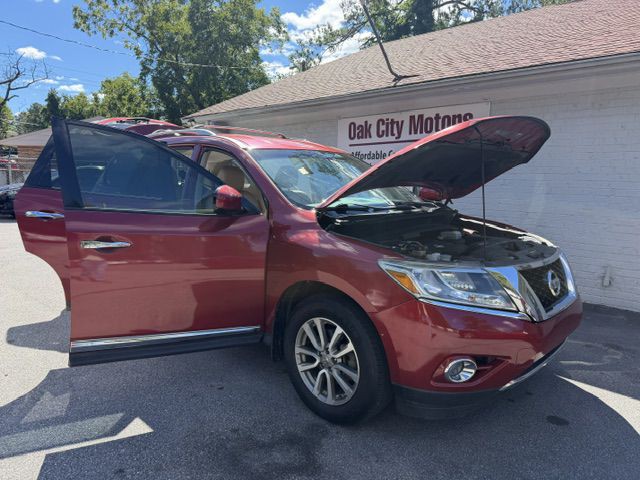 2016 Nissan Pathfinder Image 8