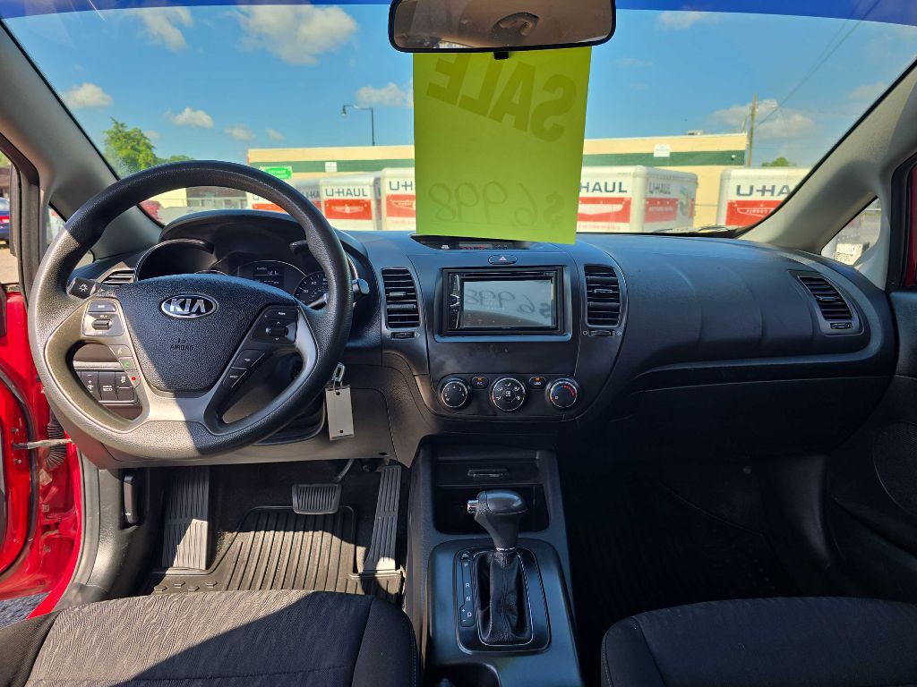2016 Kia Forte Image 11