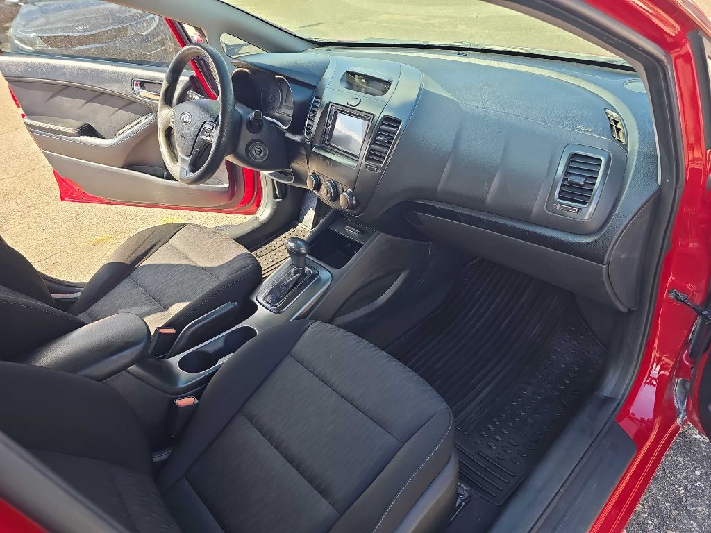 2016 Kia Forte Image 18