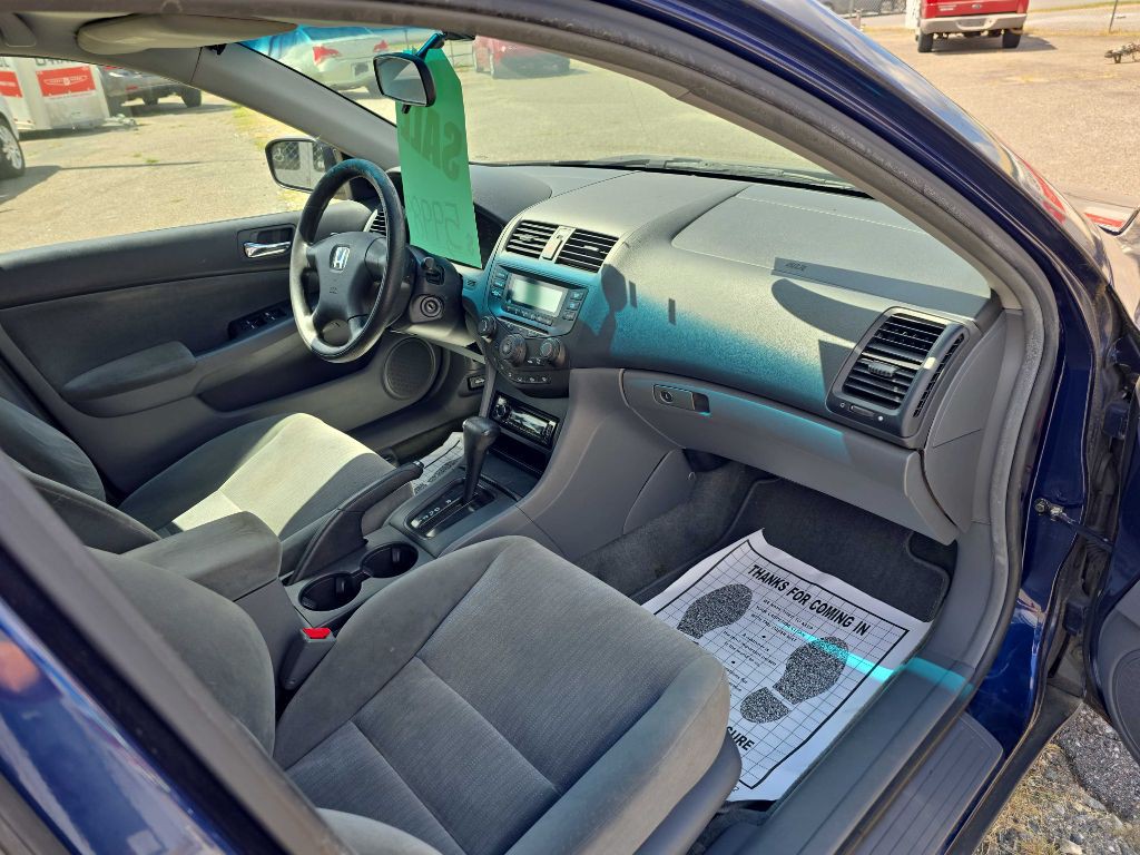 2004 Honda Accord Image 15