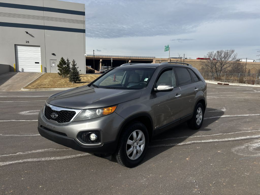 2011 Kia Sorento Image 2