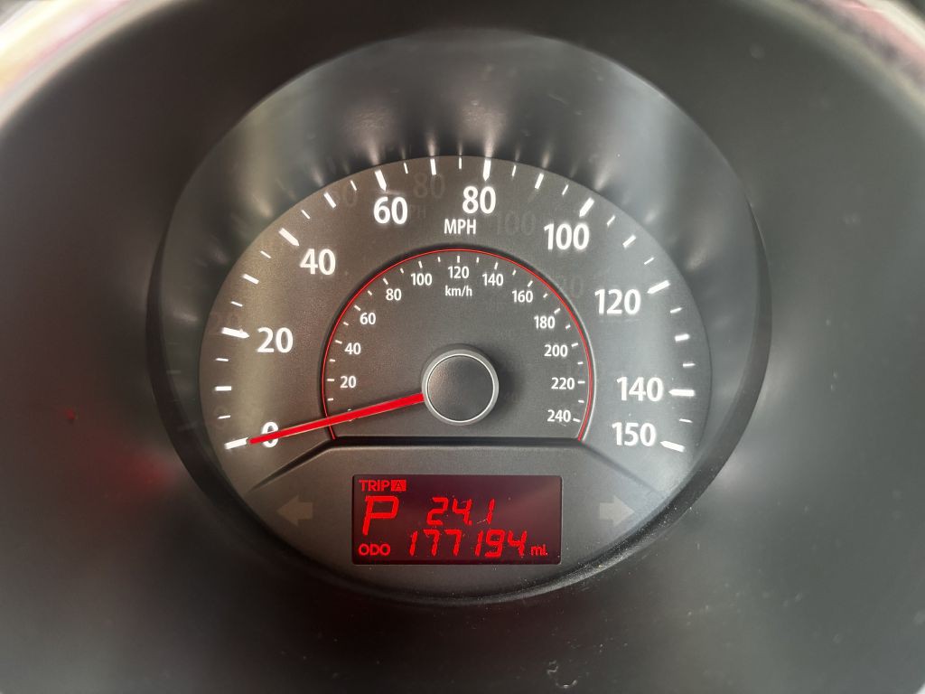 2011 Kia Sorento Image 15