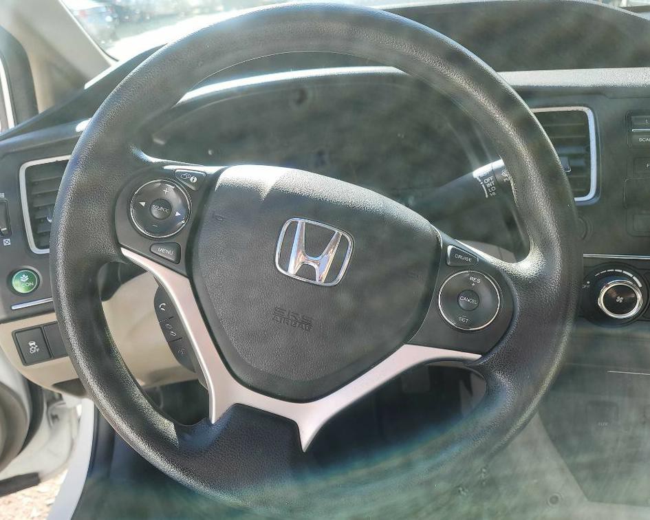 2015 Honda Civic Image 16