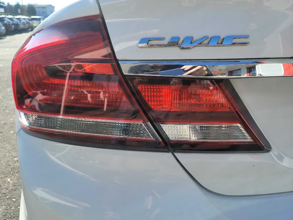 2015 Honda Civic Image 35