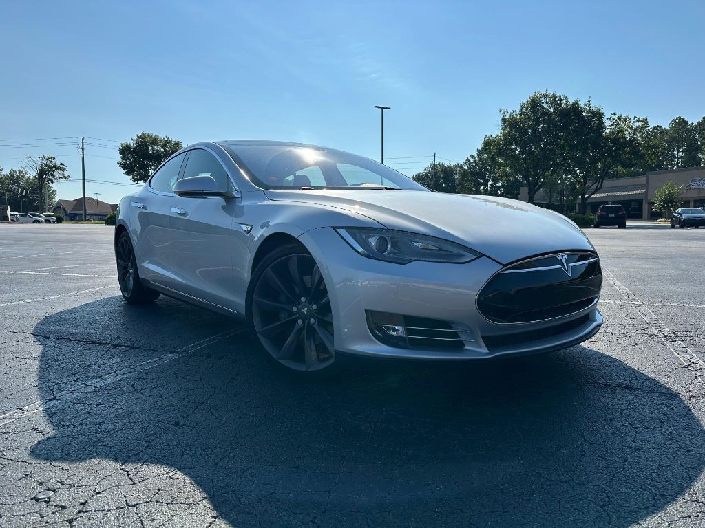 2013 Tesla Model S Image 5