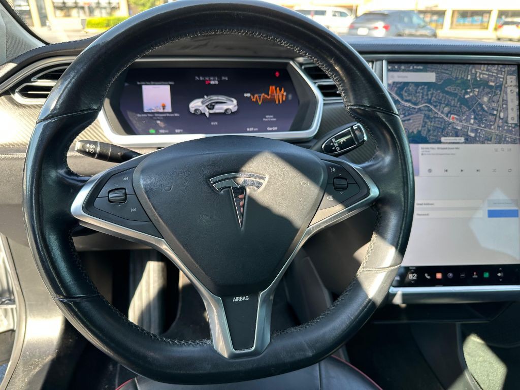 2013 Tesla Model S Image 9