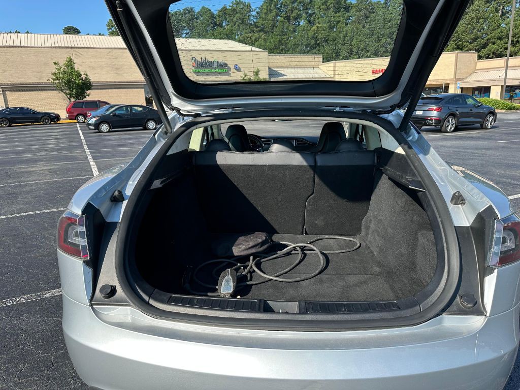 2013 Tesla Model S Image 20