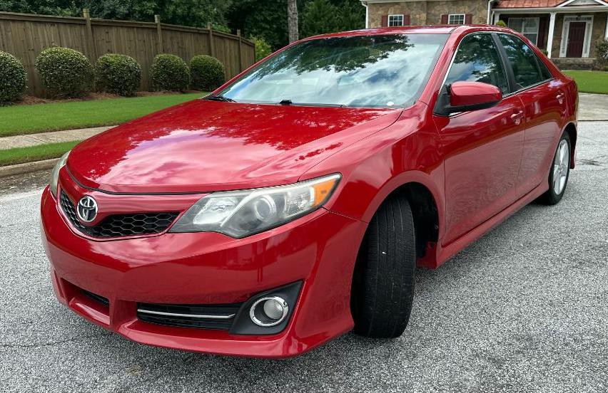 2014 Toyota Camry Image 1