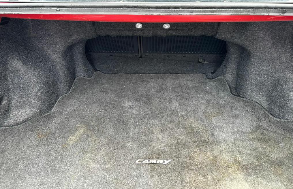 2014 Toyota Camry Image 29