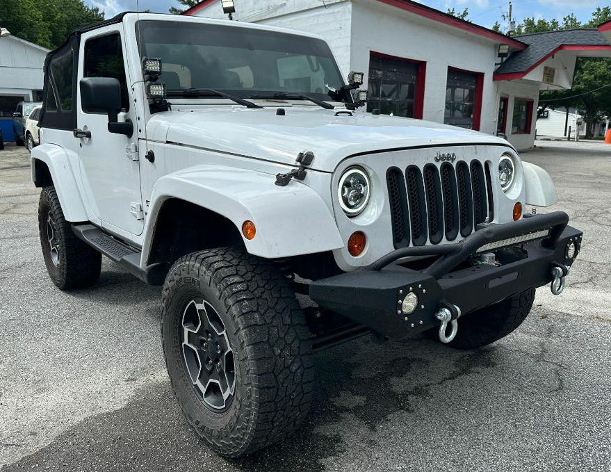 2013 Jeep Wrangler Image 2