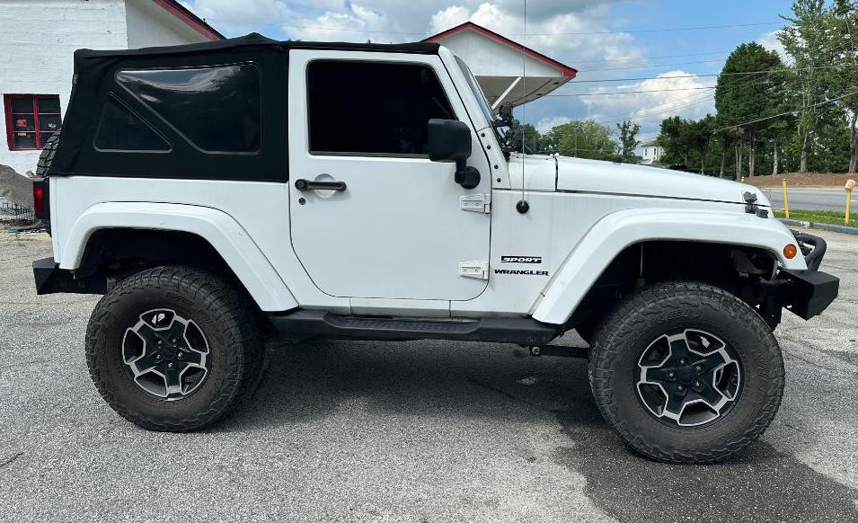 2013 Jeep Wrangler Image 7