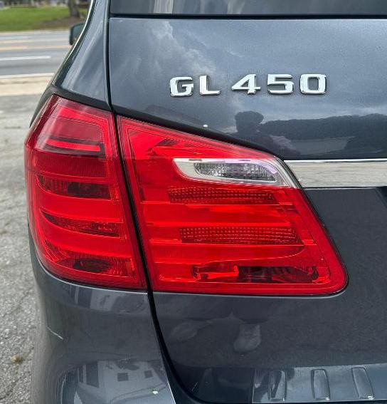 2014 Mercedes-Benz GL-Class Image 33