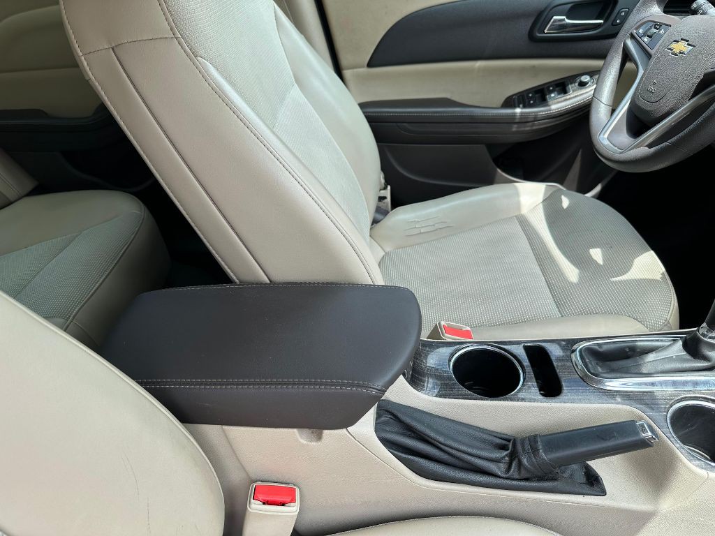 2014 Chevrolet Malibu Image 18