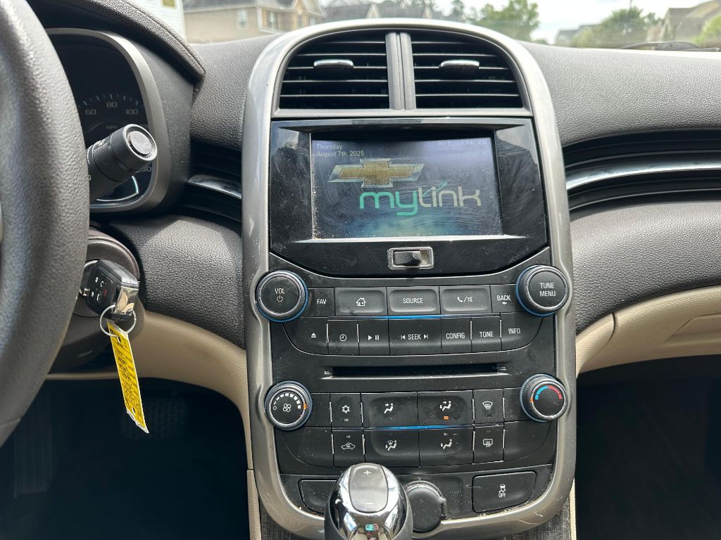 2014 Chevrolet Malibu Image 30
