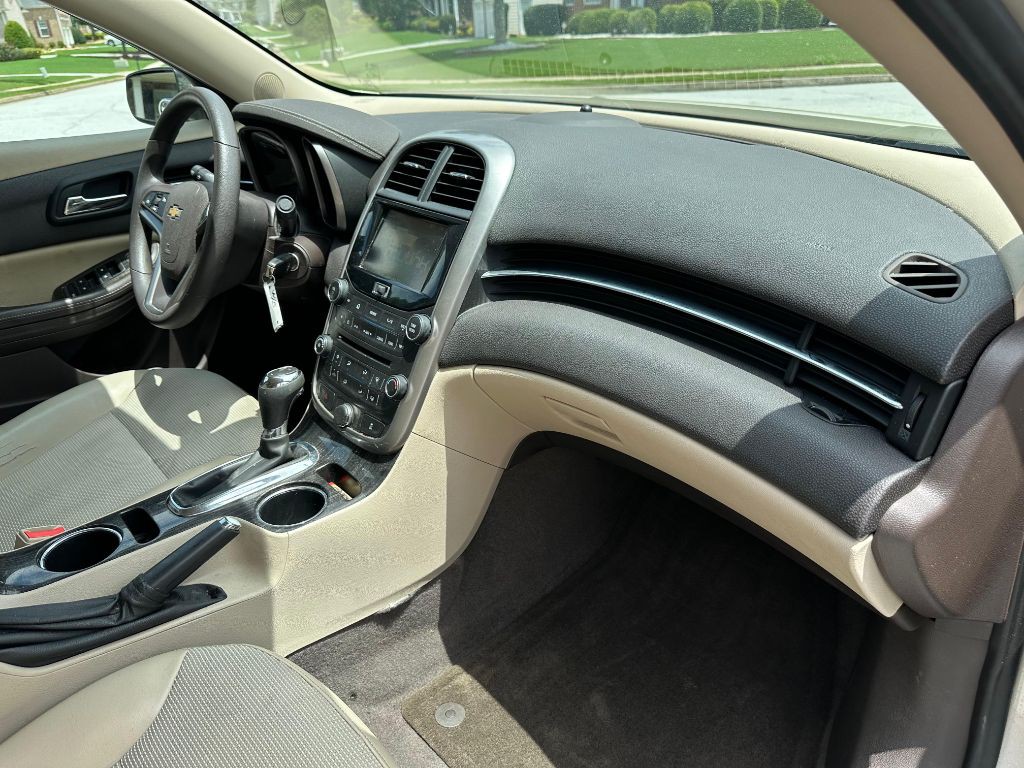2014 Chevrolet Malibu Image 34