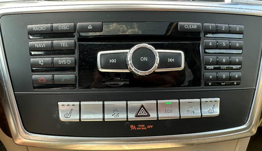 2016 Mercedes-Benz GL-Class Image 18