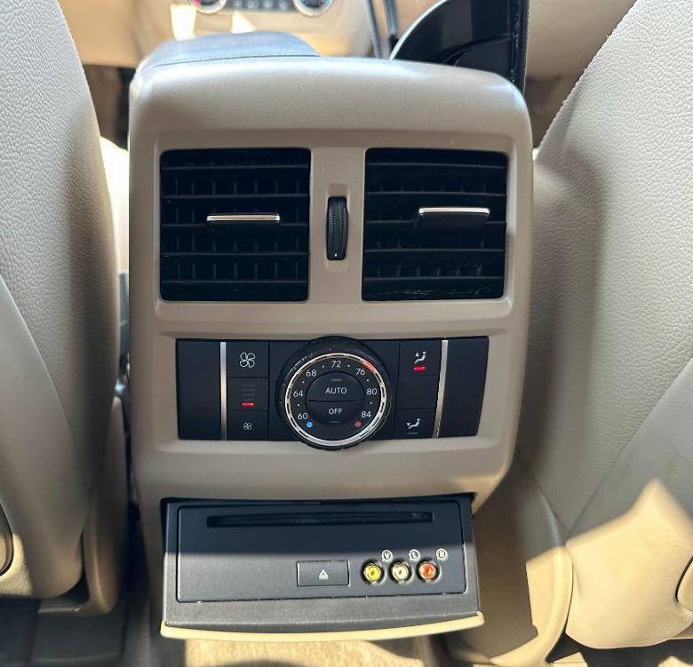 2016 Mercedes-Benz GL-Class Image 26
