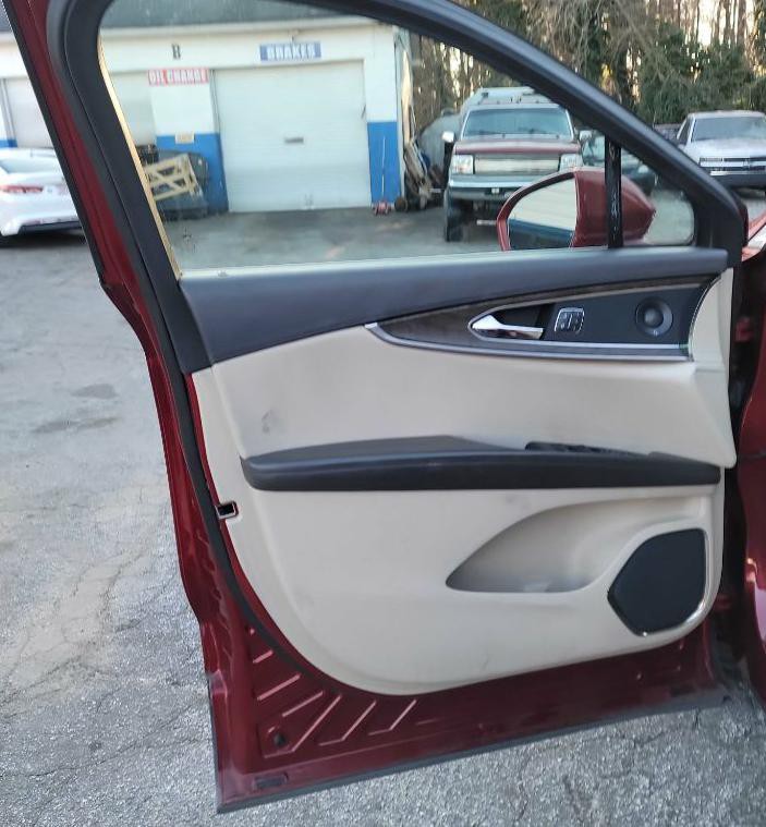 2019 Lincoln Nautilus Image 11