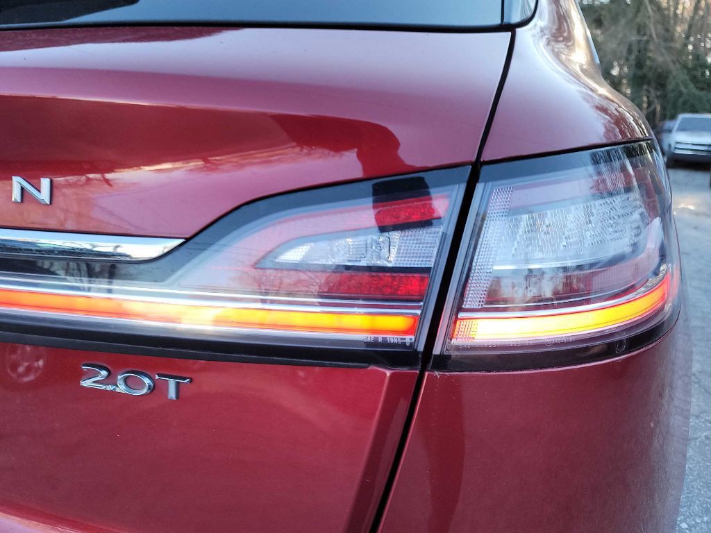 2019 Lincoln Nautilus Image 35