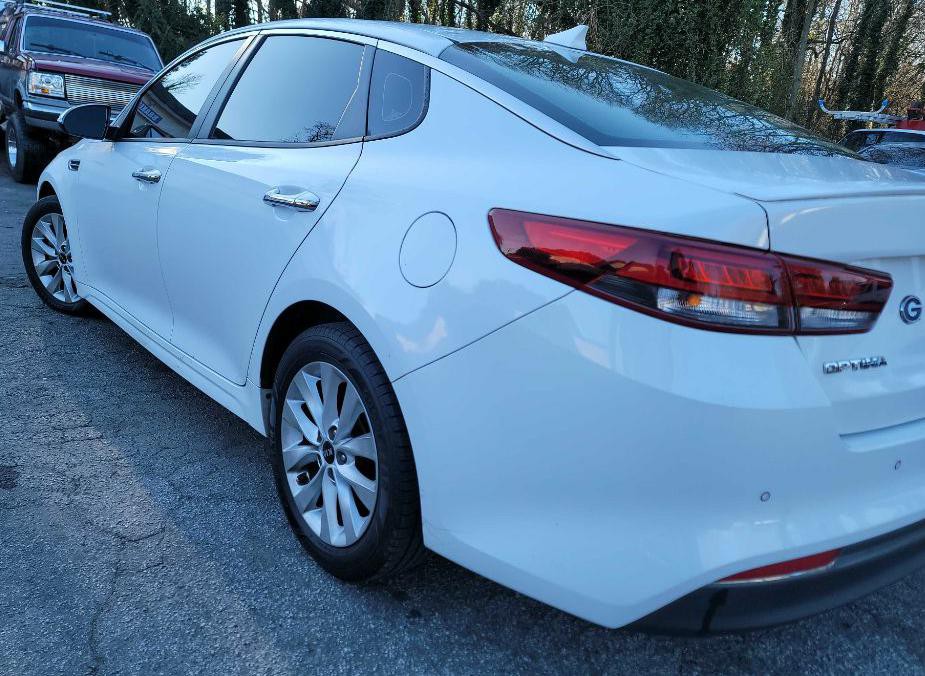 2018 Kia Optima Image 5
