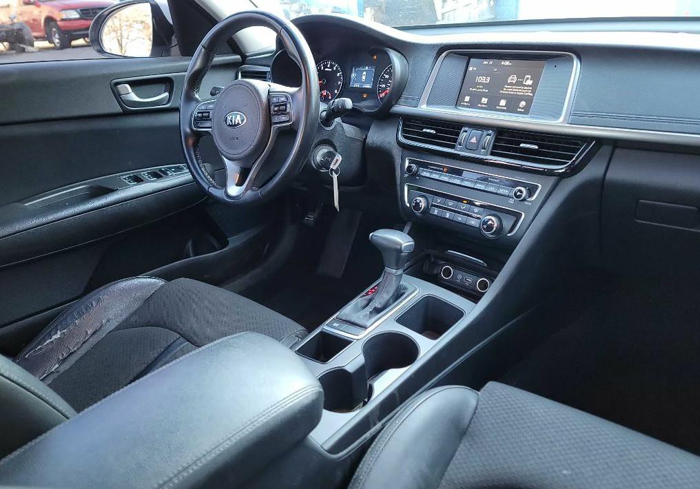 2018 Kia Optima Image 16