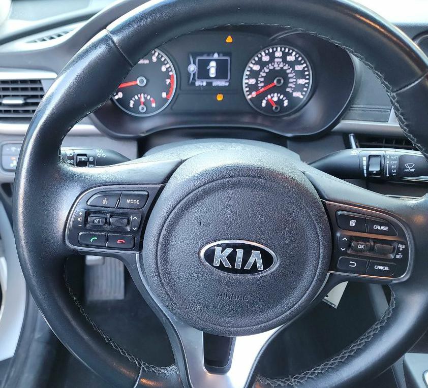 2018 Kia Optima Image 17