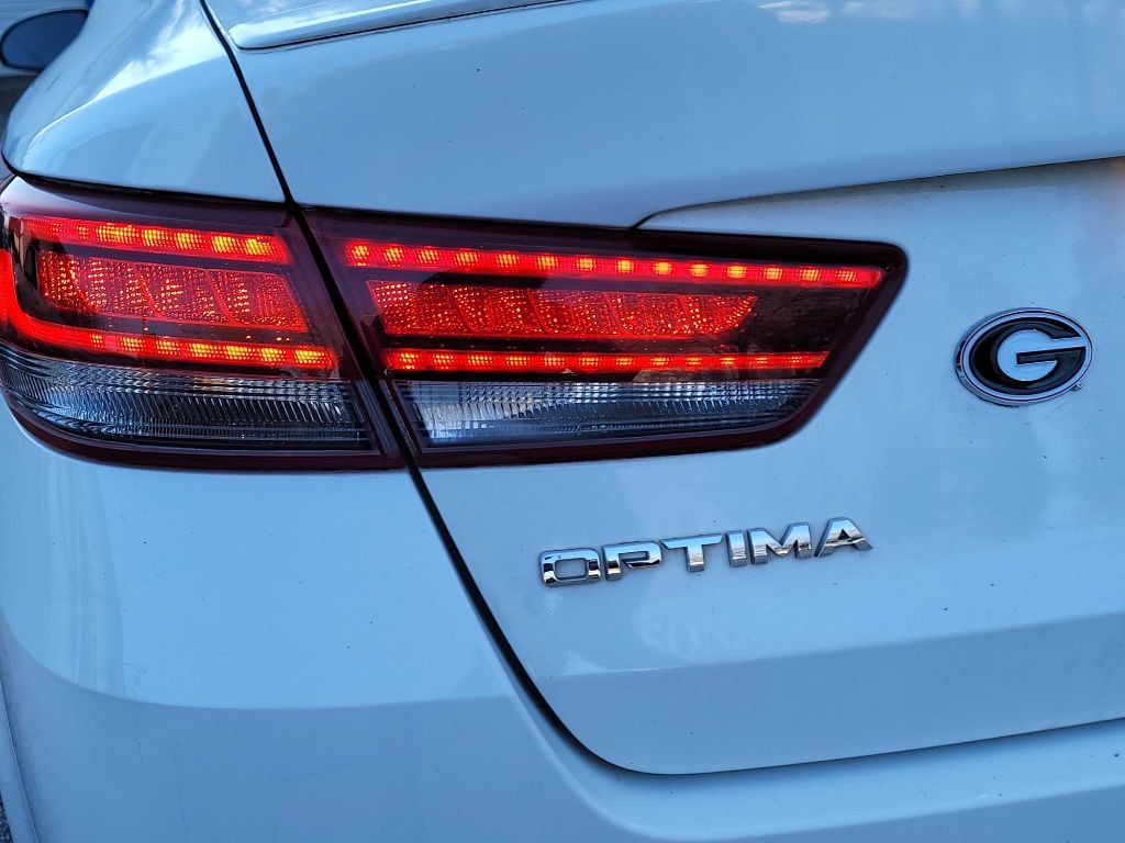 2018 Kia Optima Image 27