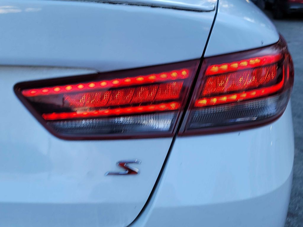 2018 Kia Optima Image 28