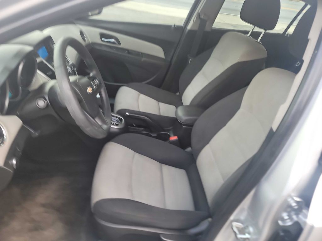 2016 Chevrolet Cruze Image 14