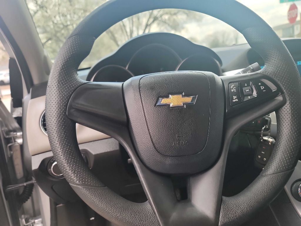 2016 Chevrolet Cruze Image 18