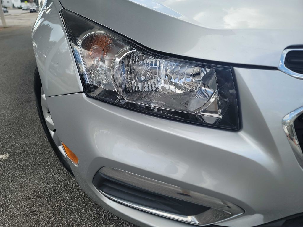 2016 Chevrolet Cruze Image 27