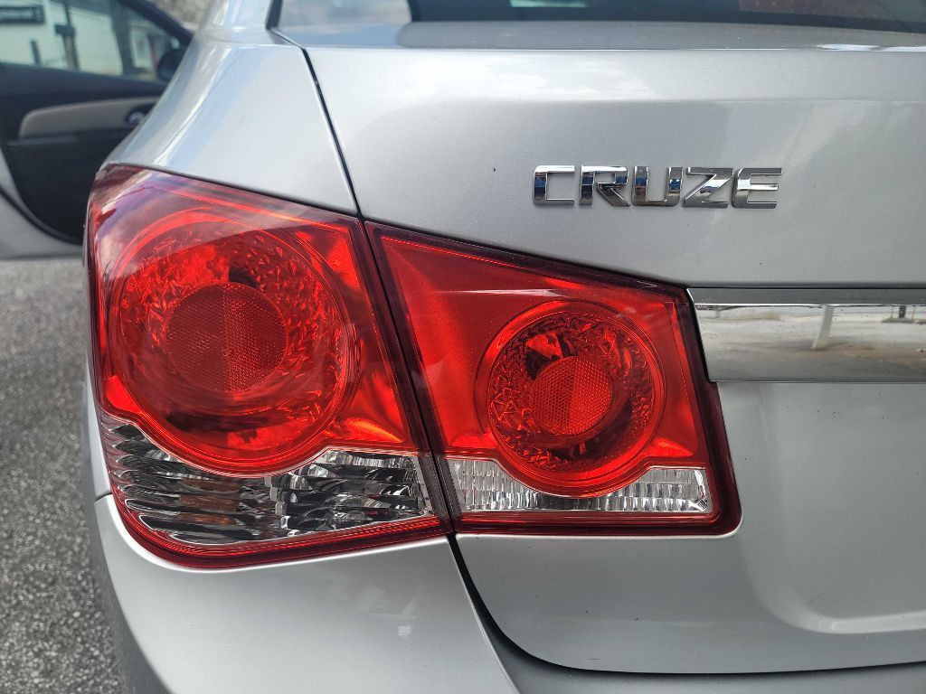 2016 Chevrolet Cruze Image 29