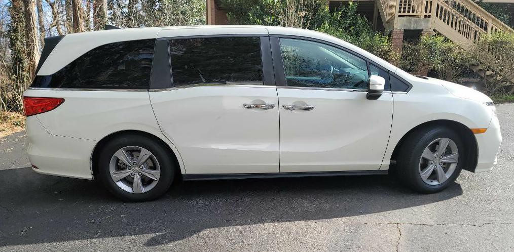 2018 Honda Odyssey Image 3