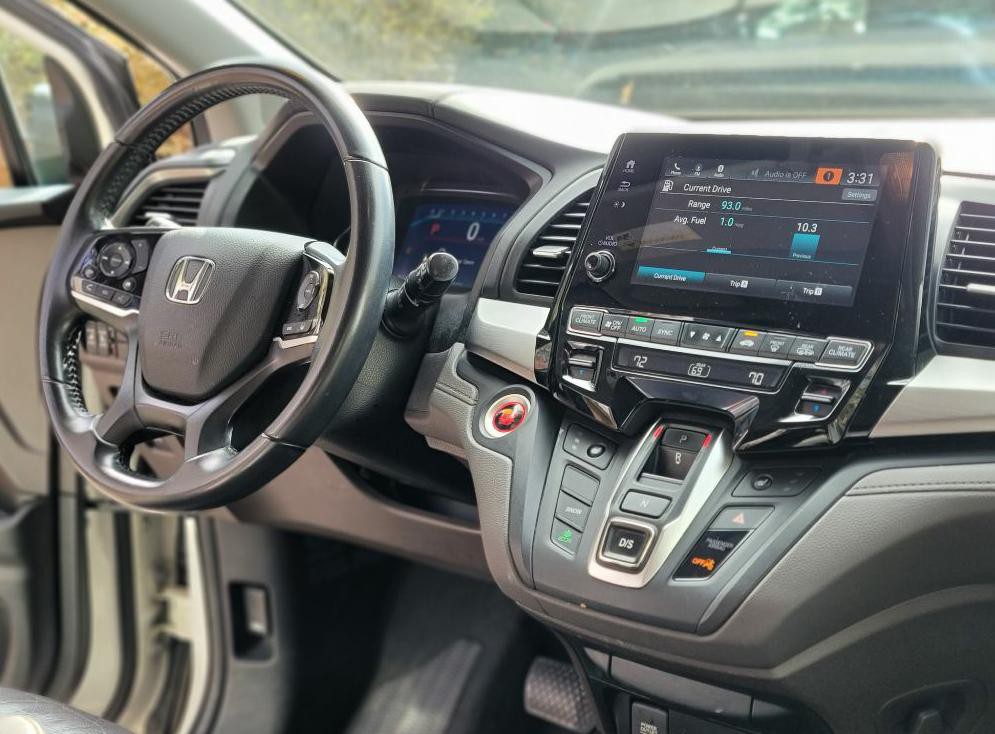 2018 Honda Odyssey Image 17