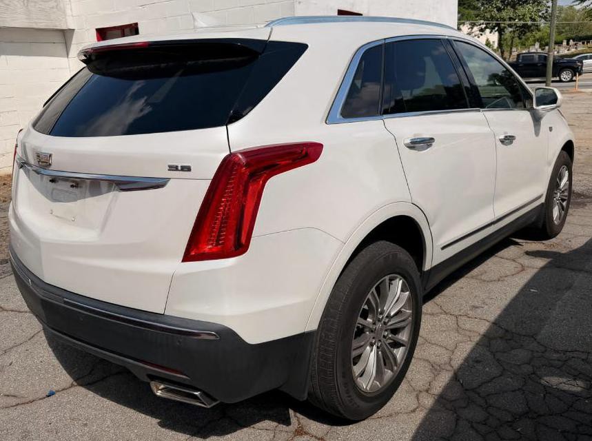 2019 Cadillac XT5 Image 2