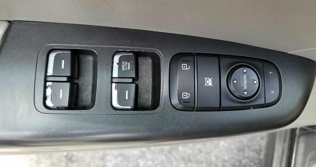 2017 Kia Sportage Image 32