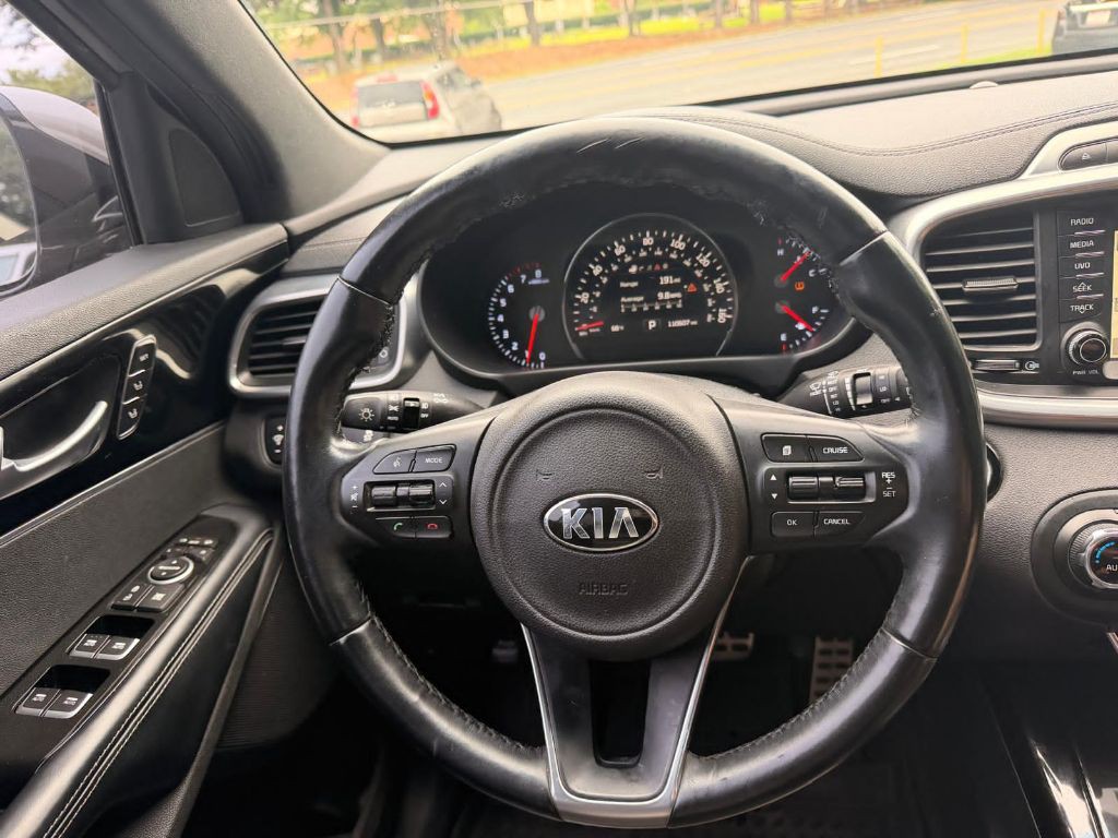 2016 Kia Sorento Image 16