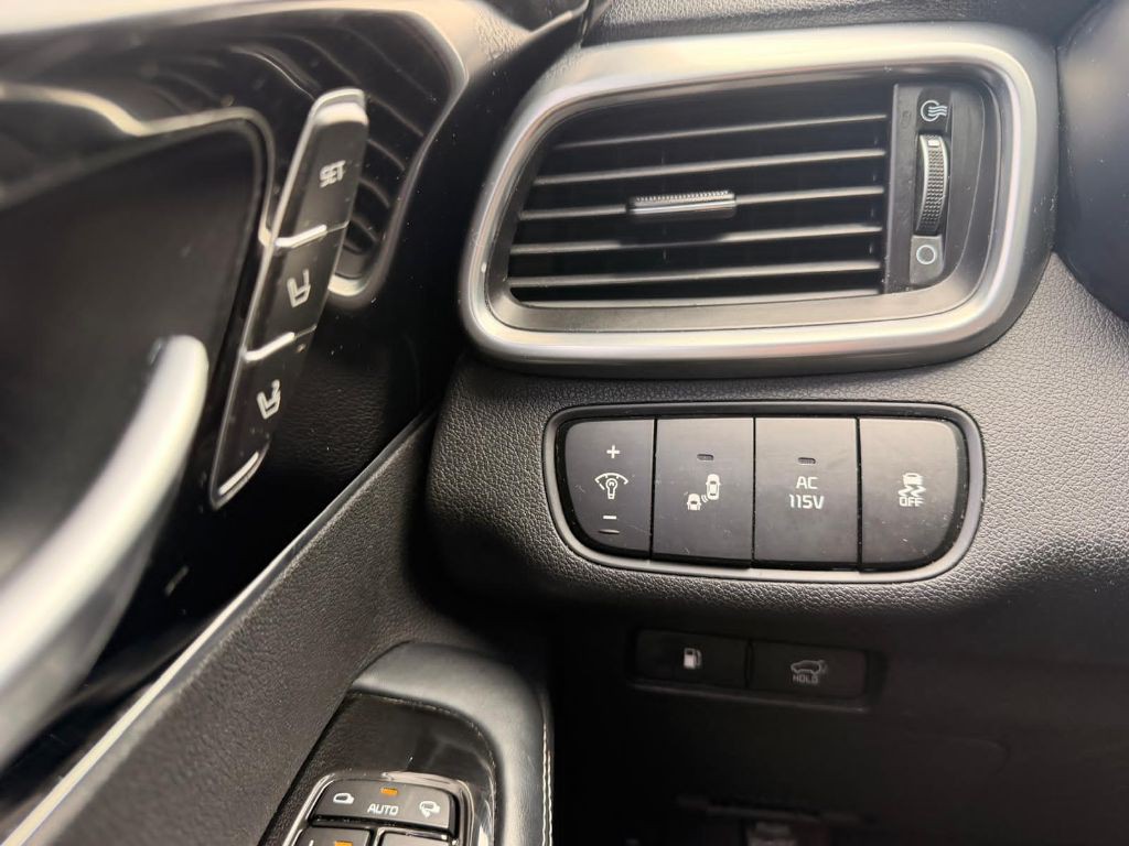 2016 Kia Sorento Image 22