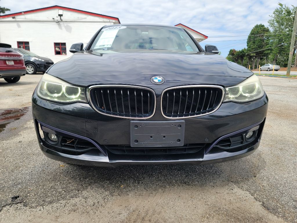 2015 BMW 3 Series Image 19
