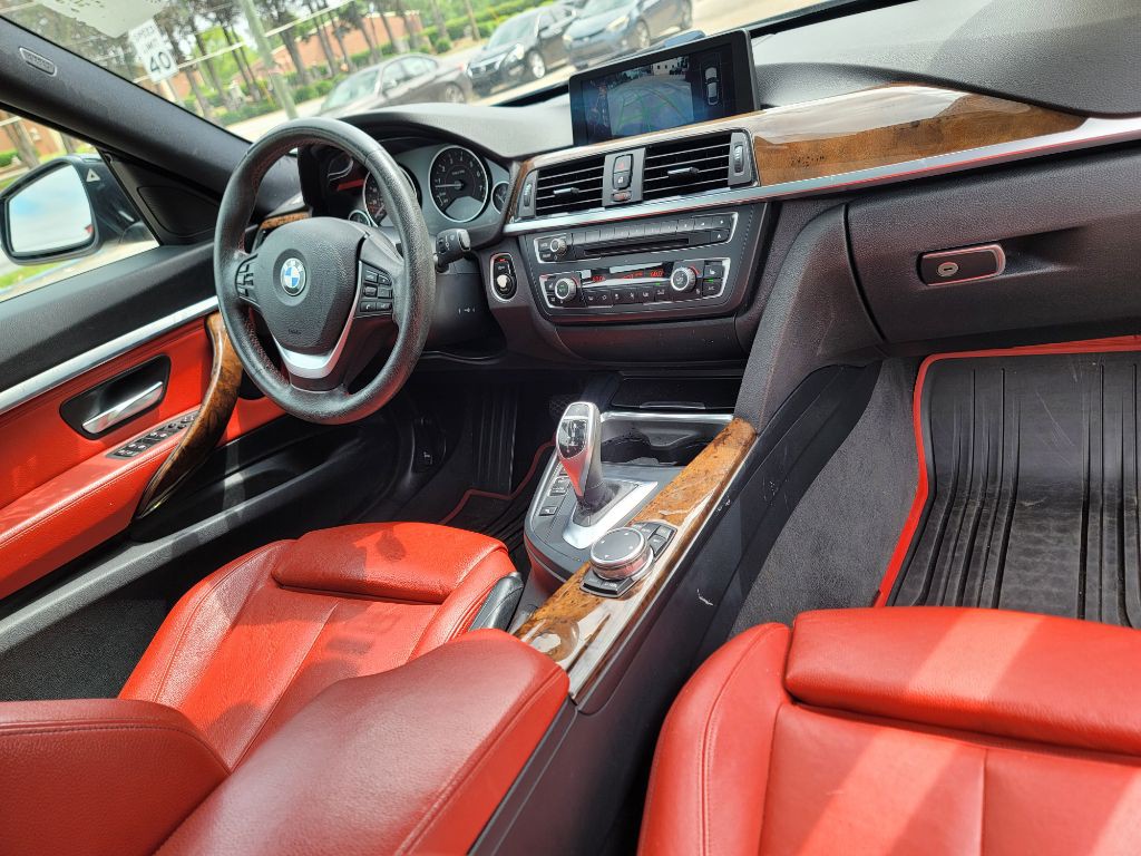 2015 BMW 3 Series Image 30