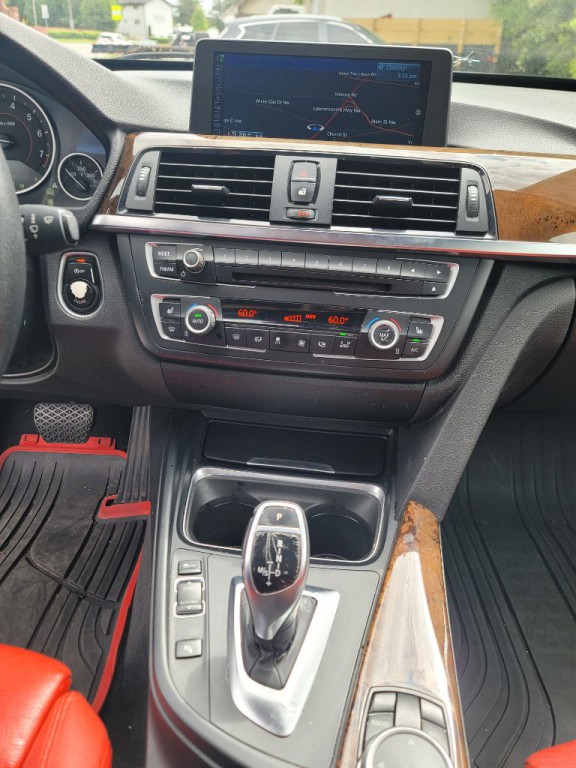 2015 BMW 3 Series Image 42