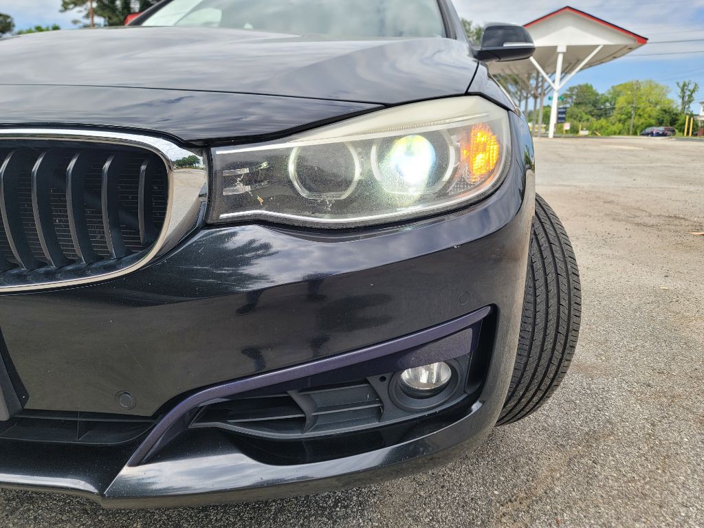 2015 BMW 3 Series Image 45