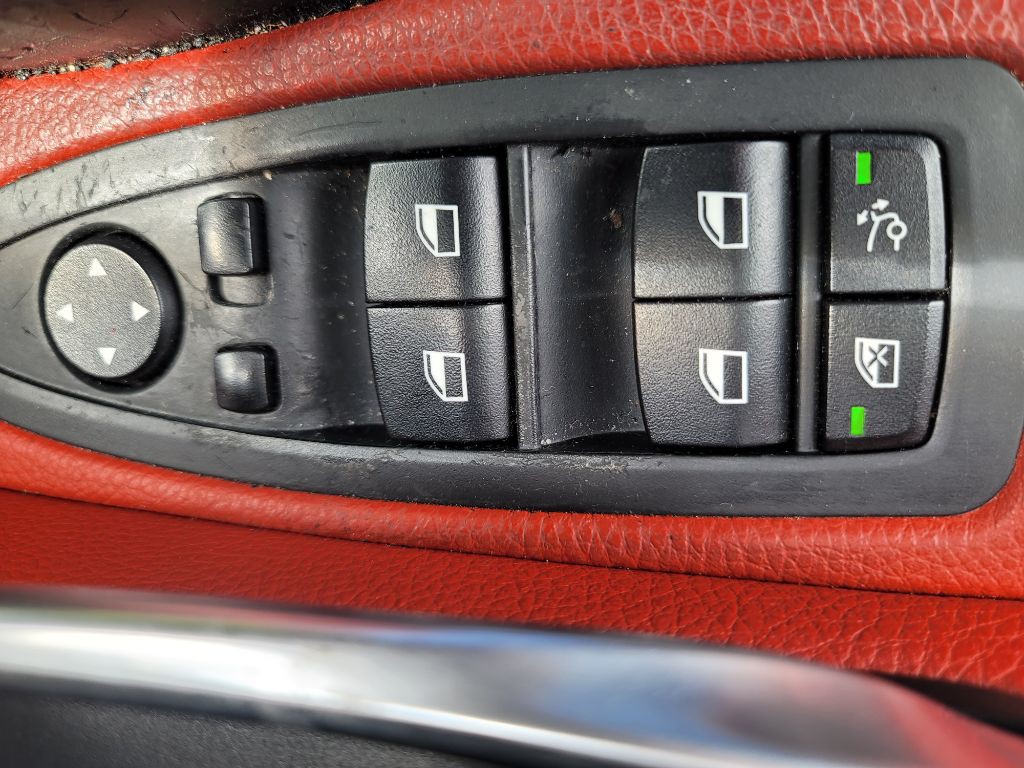 2015 BMW 3 Series Image 56