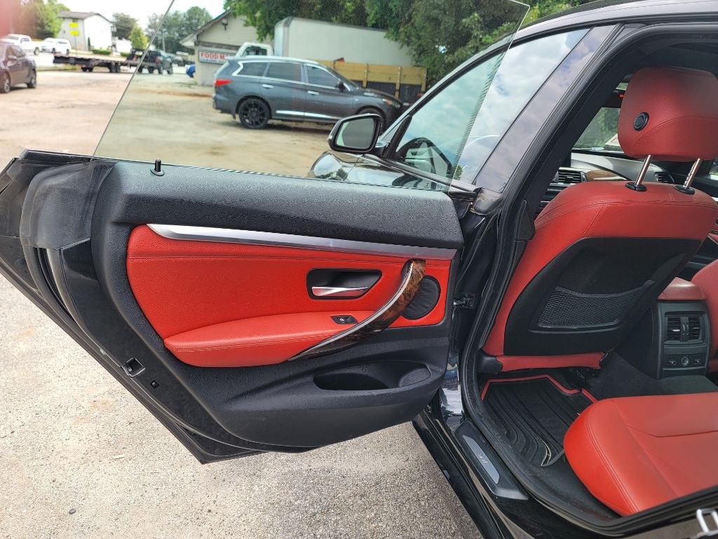 2015 BMW 3 Series Image 58