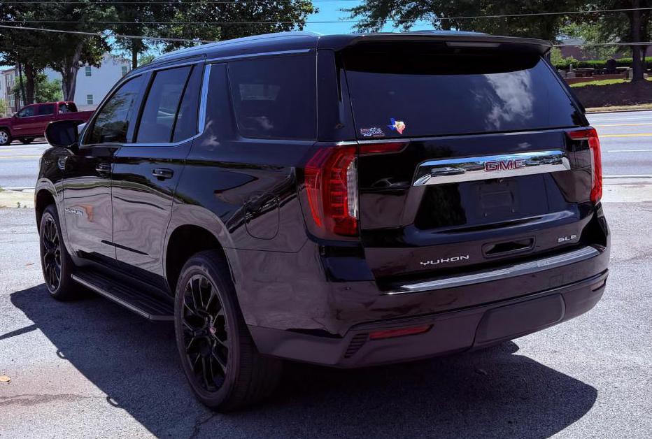 2022 GMC Yukon Image 9